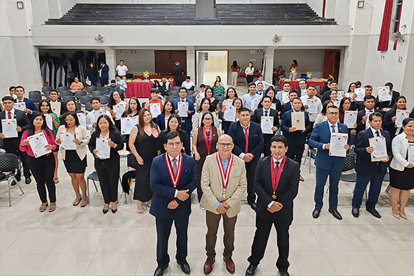 Ceremonia de Acreditación de los Comités Técnicos Especializados y del Comité de Apoyo